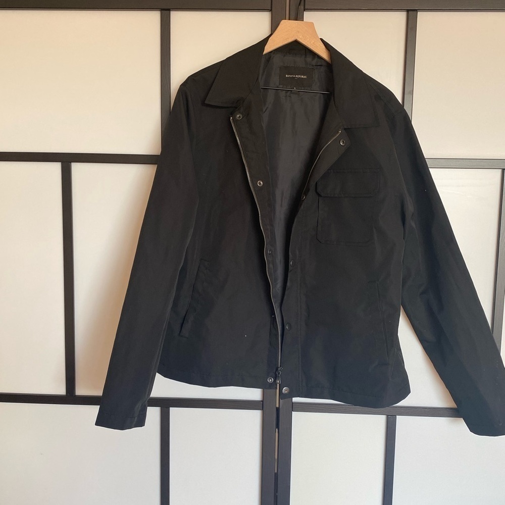 Banana Republic Water Resistant Basic Lightweight… - image 7